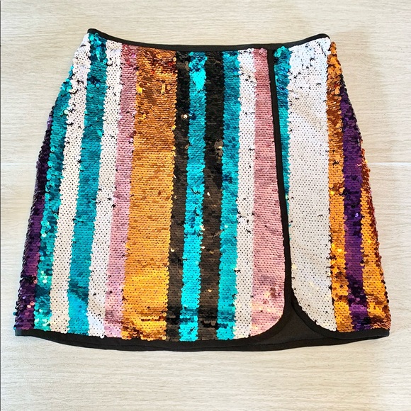 Jun & Ivy Dresses & Skirts - NEW Jun & Ivy multi-colored sequin skirt